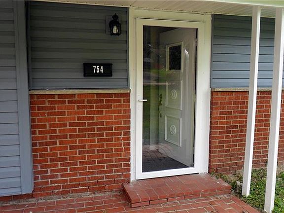 4th image of 754 Garden City Dr