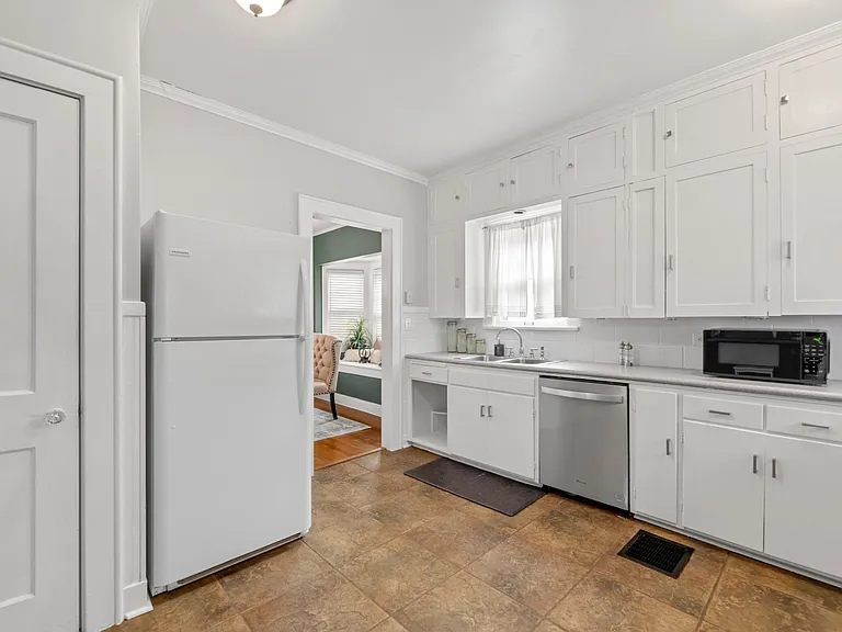 425 N Bluff Ave — Photo 37