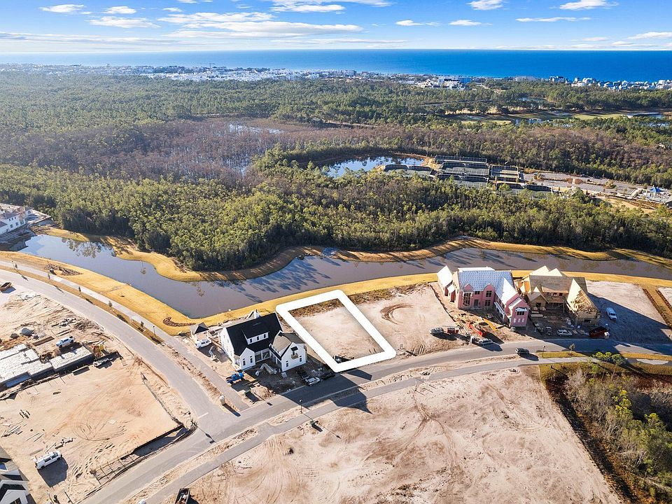 1st image of 18 Windsong Dr