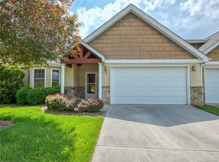 6 Denali Ln, Waynesville, NC 28786