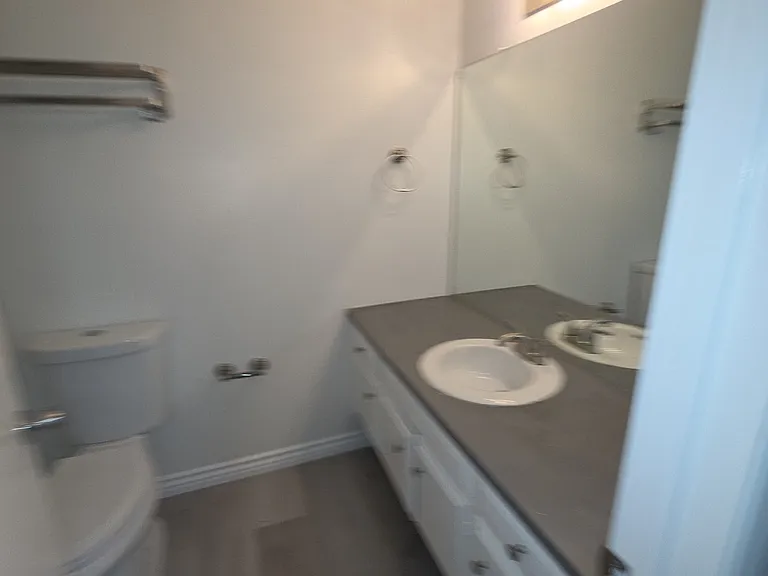 957 Oyster St — Photo 18
