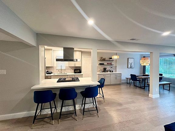 5th image of 604 Potomac Ave #2