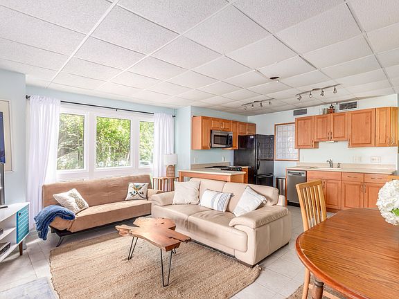 3rd image of 1395 Pelican Watch Villas