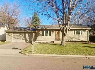 4010 W Mesa Pass, Sioux Falls, SD 57106