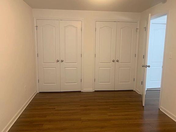 3rd image of 50 Burgundy Loop Floor 1