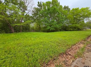 617 Timmons St, Gilmer, TX 75644