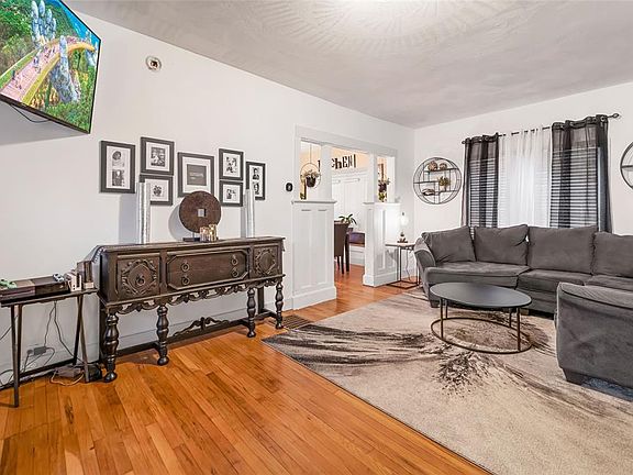 4th image of 20 McNamara Ave