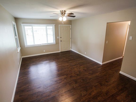 3rd image of 1444 Southwood Dr
