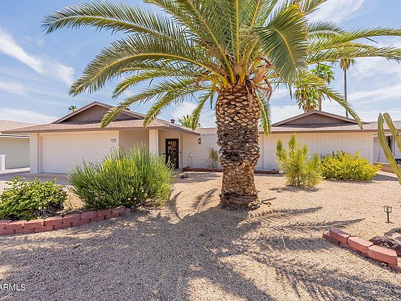4th image of 10912 W TROPICANA Circle