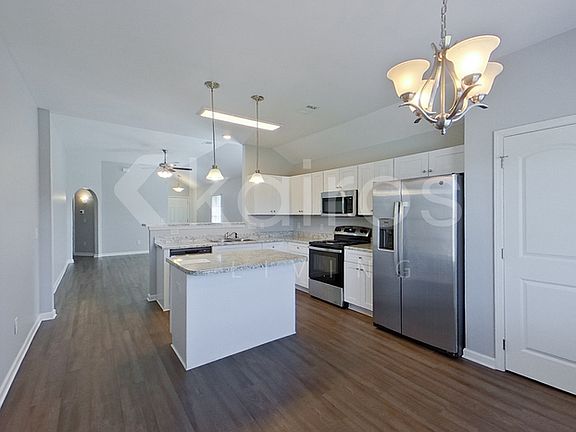 4th image of 107 Dawsons Mill Dr