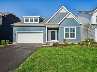 4597 Morbitzer Ln, Grove City, OH 43123