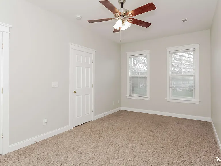 16125 Kelly Park Cir — Photo 7