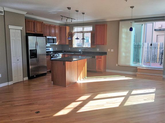 Open floor plan: kitchen, dining and family room