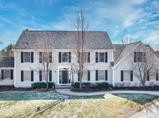 27363 W Hickory Rdg, Lake Barrington, IL 60010