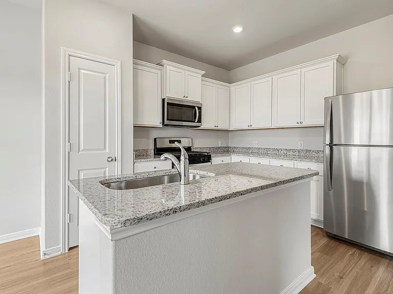 404 Mystic Slopes Dr — Photo 10