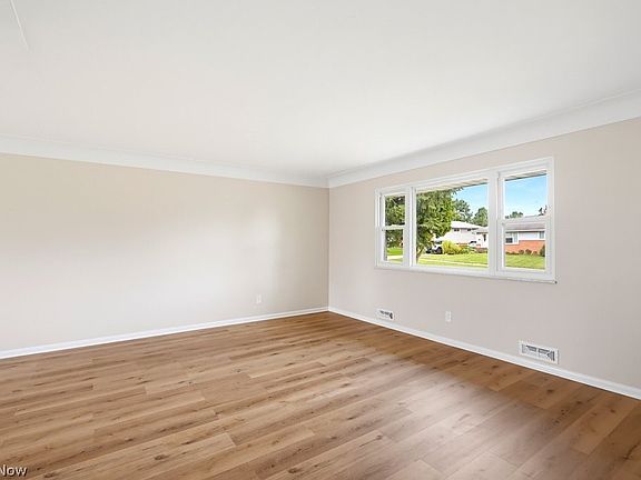 4th image of 3407 Friar Dr