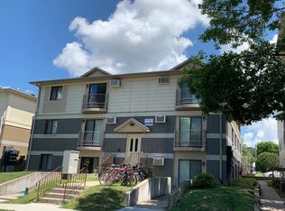 510 S Johnson St #5, Iowa City, IA 52240