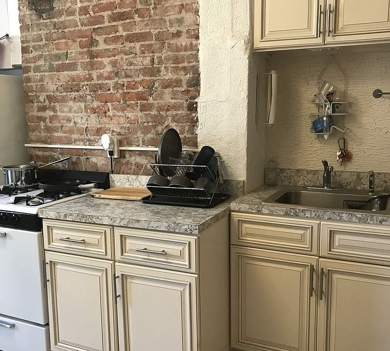 1st image of 517 51st Ave APT 2R