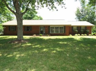 4115 Roselawn Ave, Columbus, IN 47203