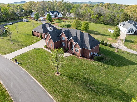 5th image of 2237 Richard Garrett Dr