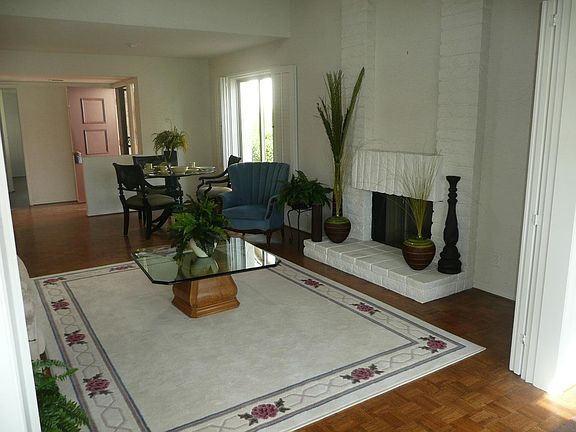 4th image of 675 E LEISURE WORLD Boulevard