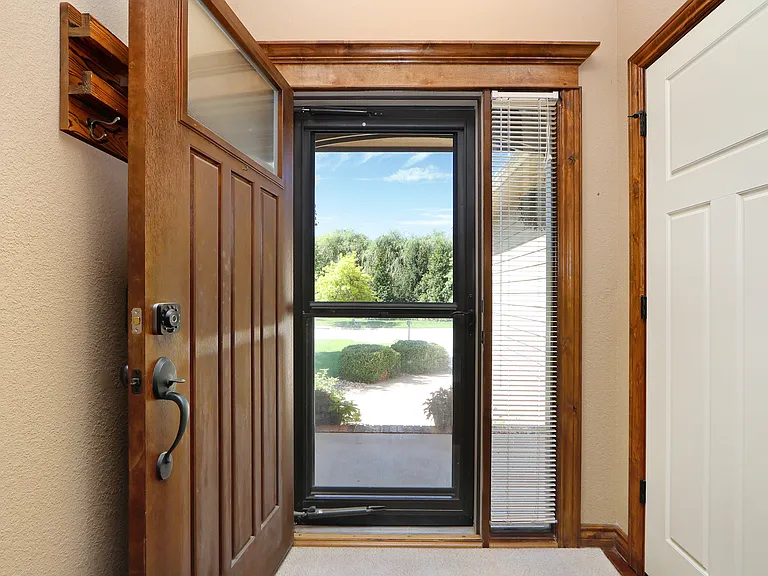 825 Laussac Dr — Photo 3