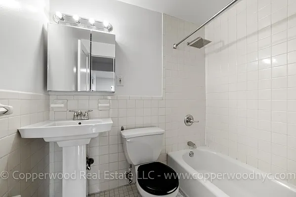 Rented by Copperwood Real Estate | media 12