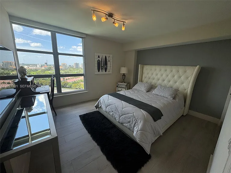 3500 Mystic Pointe Dr #2003 — Photo 16