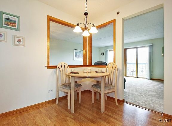 5th image of 7120 N Milwaukee Ave APT 302