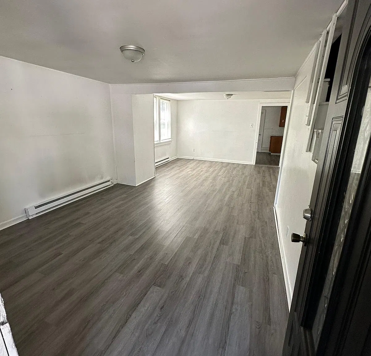 2 bed, 1152 sqft, $1,100 — Photo 2