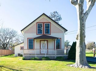 2445 Goodwin Ave, Penngrove, CA 94951