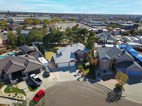3rd image of 1908 Pueblo Corona Ln