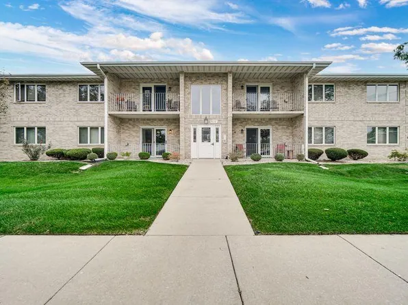 9243 Waymond Ave, Highland, IN 46322