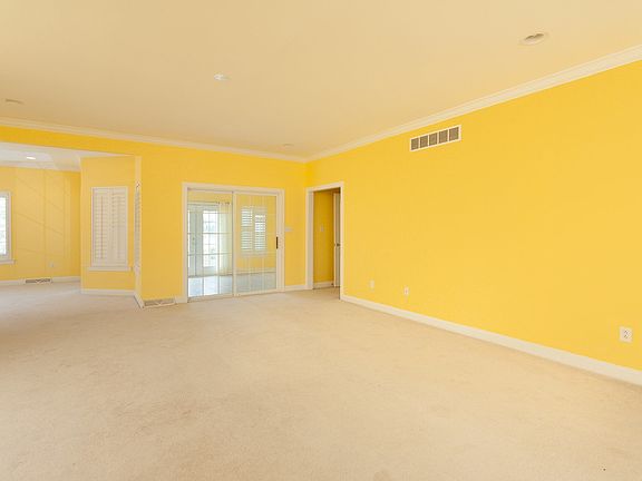 4th image of 20228 Whitehead Cir #101