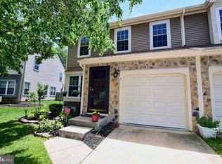 8 Hollowell Way, Mount Laurel, NJ 08054