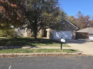 2907 Shingo Ct, Columbia, MO 65202