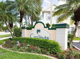30 NE 30th Ct, Fort Lauderdale, FL 33326