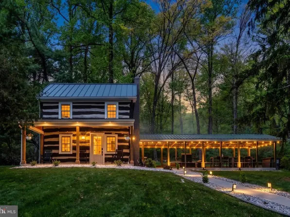 1134 S Mountain Rd, Dillsburg, PA 17019