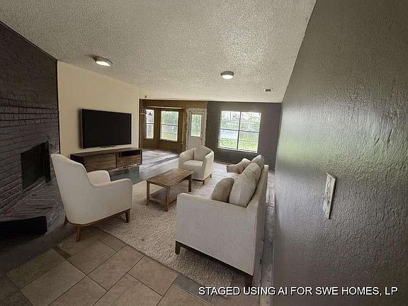 4th image of 2101 Corona Dr
