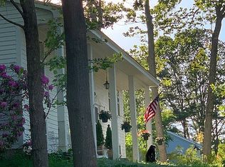 22 Walton Rd, New Castle, NH 03854