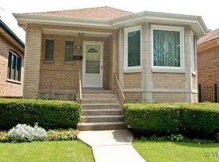 2819 N Kenneth Ave, Chicago, IL 60641