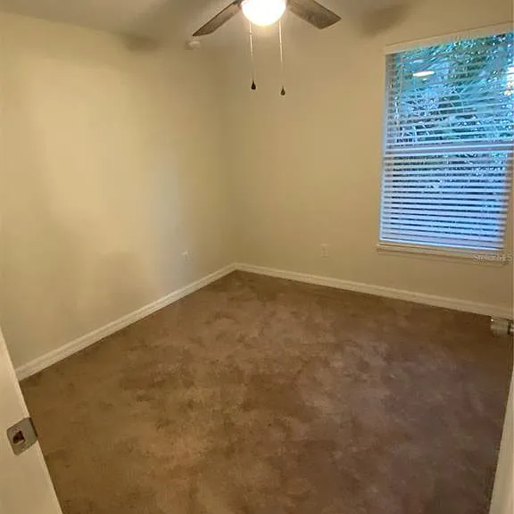 803 E Hazzard Ave — Photo 10