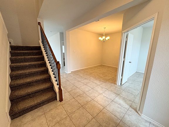 3rd image of 1816 Cow House Ct
