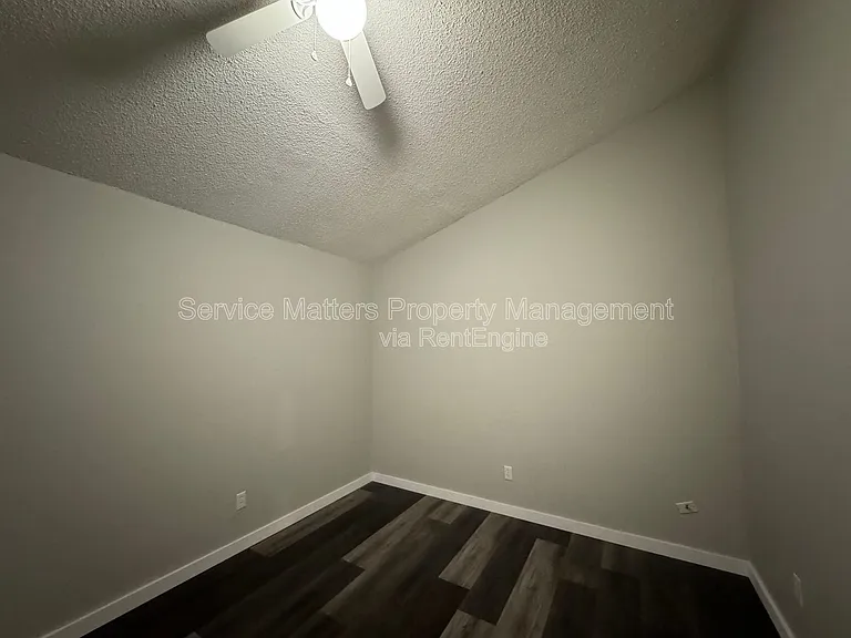 485 N Fairfield Dr #F — Photo 8