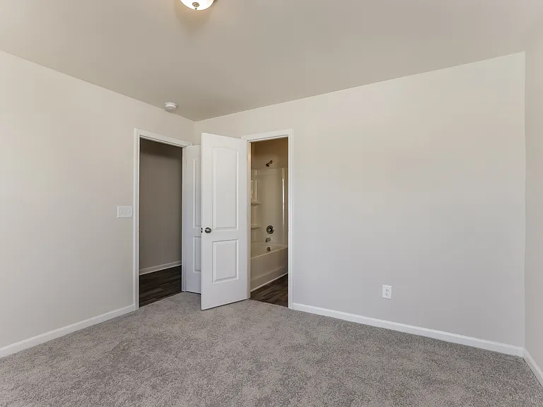 1433 Centipede Dr — Photo 9