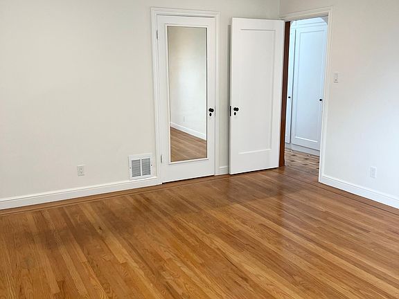 5th image of 1012 Brunswick St