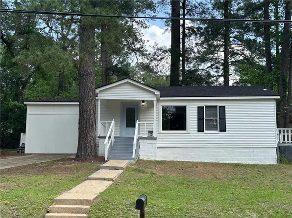 1418 Jeannie St, Pineville, LA 71360