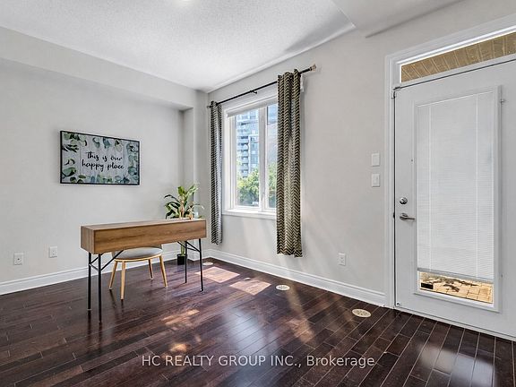 5th image of 225 S Park Rd #Townhouse 6