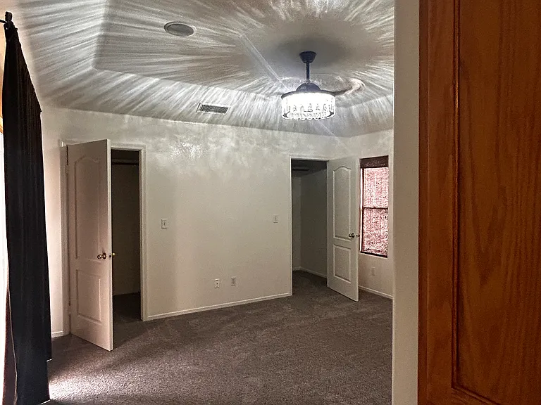 974 E Pennsylvania Ave — Photo 21