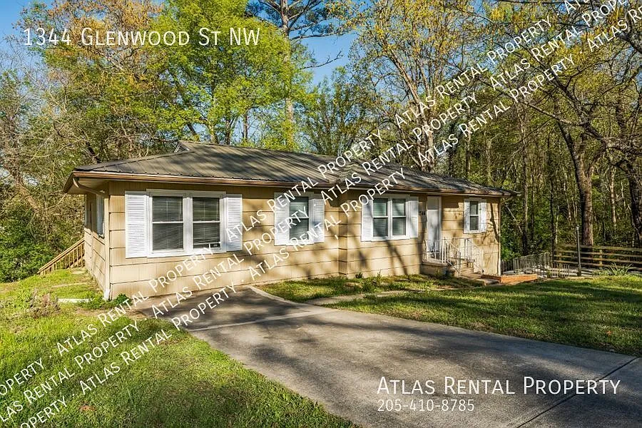 Unique Layout! Renovated Home with Private Guest or In-Law Suite — Photo 2